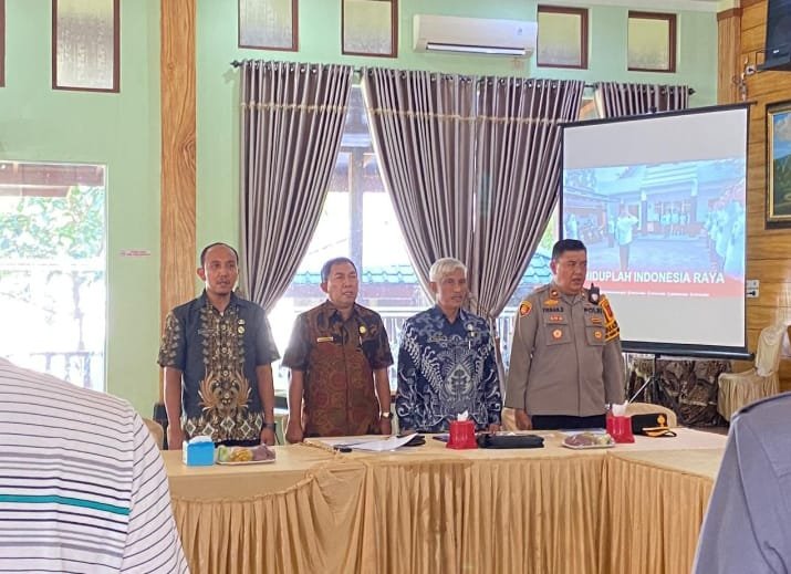Rapat Koordinasi Persiapan Penerimaan Pendaftaran dan Pemeriksaan Kesehatan dalam tahapan pencalonan pada Pemilihan Serentak Tahun 2024, di RM Pondok Punokawan, Kamis (22/8).