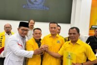 Rekomendasi persetujuan dalam bentuk Surat Keputusan DPP Partai Golkar Nomor: Skep.43/DPP/GOLKAR/VIII/2024, tanggal 24 Agustus 2024 diserahkan Ketua DPD Partai Golkar Sumatera Utara, Dr. H. Musa Rajeckshah, S.Sos. M.Hum,