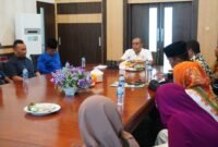Masyarakat Desa Serapuh Asli menemui Pj Bupati Langkat H. M. Faisal Hasrimy, AP., M.AP untuk membahas dugaan perselingkuhan yang melibatkan Kepala Desa (Kades) mereka