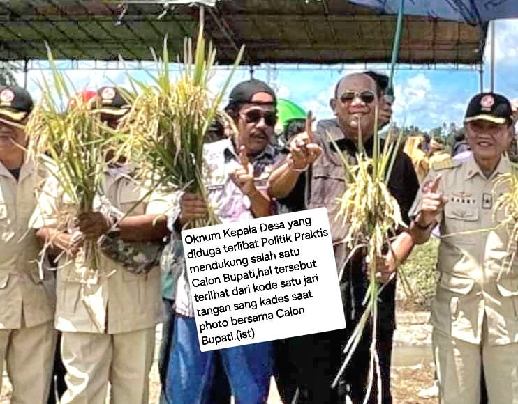 Oknum Kades (tengah) diduga terlibat politik praktis