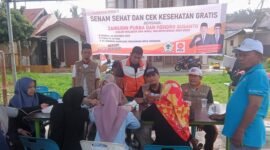 Kegiatan senam sehat dan cek kesehatan gratis dilaksanakan oleh paslon Zainuddin-Hendro di Kecamatan Binjai, Minggu (20/10)