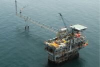 KLA Flowstations, fasilitas lepas pantai Pertamina Hulu Energi Offshore North West Java (PHE ONWJ), yang letaknya berdekat dengan lokasi penyelamatan kapal nelayan Badak Liar yang mengalami mati mesin. Foto: Dokumen PHE ONWJ
