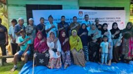 Sosialisasi kepada masyarakat terpencil yang digelar KPU Langkat dibeberapa dusun terpencil di Kabupaten Langkat.(yong)