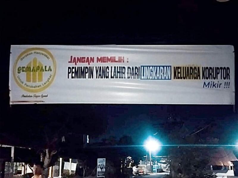 Spanduk kampanye dari GEMAPALA