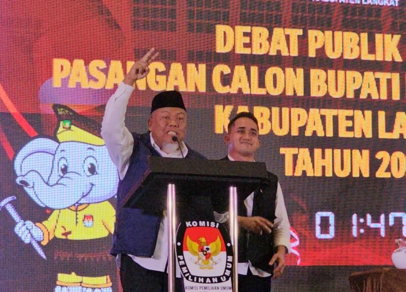 Orasi penutup dari Calon Bupati dan Wakil Bupati Langkat pada debat kedua yang diselenggarakan oleh KPU Langkat
