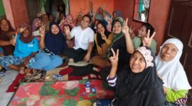 Warga Desa Suka Mulya begitu akrab dengan calon wakil bupati no 2 Adli Tama Hidayat Sembiring