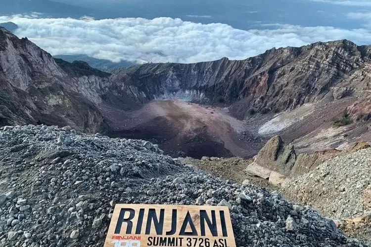 Tangkapan layar keindahan Gunung Rinjani. (Foto: ig @gunungrinjani.id)