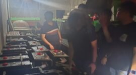 Barang bukti mesin judi ditemukan di Tandem, Kota Binjai, Sabtu (2/11) malam.