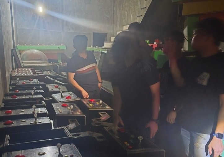 Barang bukti mesin judi ditemukan di Tandem, Kota Binjai, Sabtu (2/11) malam.