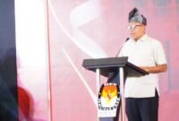 Pj Bupati Langkat Faisal Hasrimy saat membuka acara Debat Kedua Paslon Bupati dan Wakil Bupati Langkat di Hotel Arya Duta Medan, Senin (11/11).