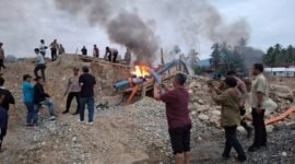 Polisi menurunkan tim untuk menghentikan tambang emas ilegal yang berada di Desa Jambur Tarutung, Kecamatan Kotanopan, Kabupaten Mandailing Natal.