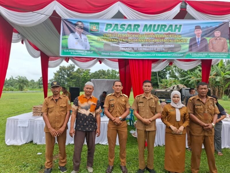 Pemkab Langkat melakukan kegiatan Pasar Murah di Desa Suka Damai Timur, Kecamatan Hinai. Pada Selasa, (10 /12)