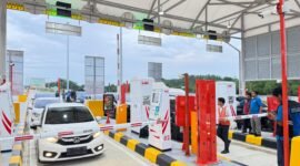 Suasana di Gerbang Tol Panglalan Brandan, Kabupaten Langkat, Sumatera Utara, yang dibuka fungsional pada libur Nataru, Sabtu (21/12/2024). 