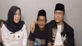 Gus Miftah Temui Sunhaji Penjual Es Teh