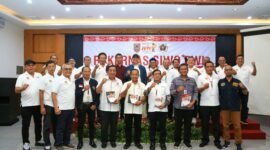 Ketua PWI Pusat, Hendri Ch Bangun bersama pengurus Forwanas Provinsi.(rel)Ketua PWI Pusat, Hendri Ch Bangun bersama pengurus Forwanas Provinsi.(rel)