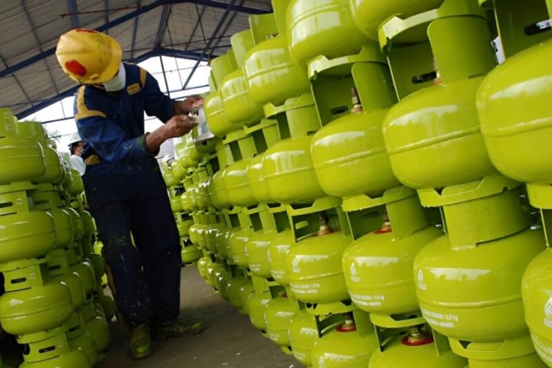 Kumpulan tabung gas LPG 3kg