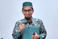 Ustadz Adi Hidayat 