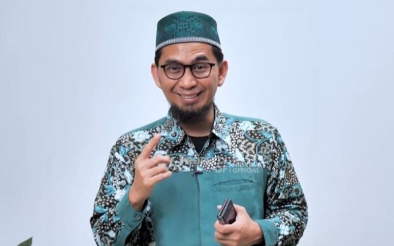 Ustadz Adi Hidayat 