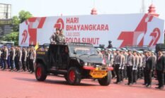 Polda Sumut Dibanjiri 1.600 Papan Bunga, Videotron Penuhi Medan Sambut HUT Bhayangkara