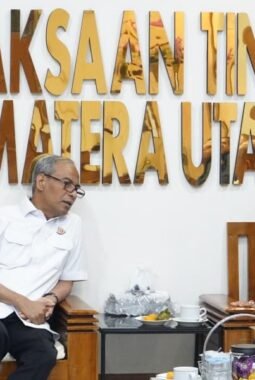 Temui Kajati Sumut, Syah Afandin Pastikan Pembangunan Langkat Berjalan dalam Koridor Hukum