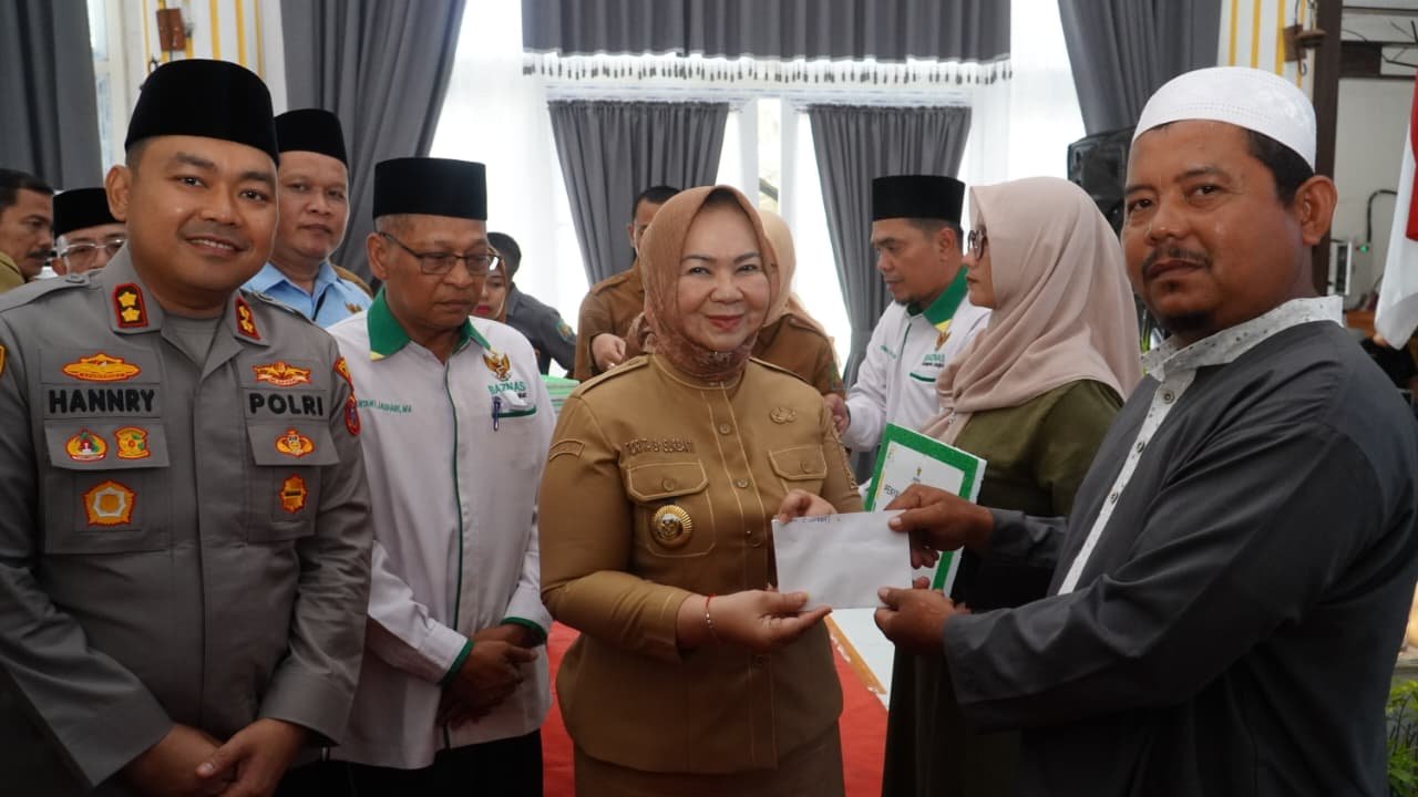 Tiorita Dorong Zakat Jadi Kekuatan Sosial, Rp490,48 Juta Disalurkan Baznas Langkat